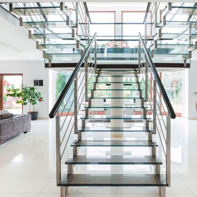 Escaleras de acero: 5 razones para elegirlas